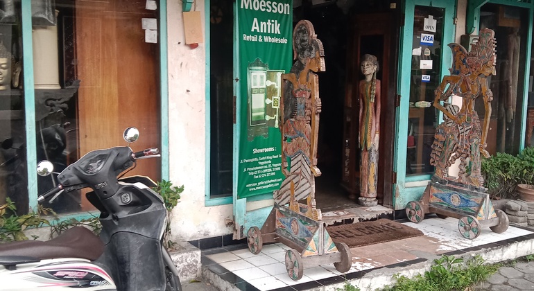 discover-the-hidden-gem-of-historical-places-in-yogyakarta-es-16