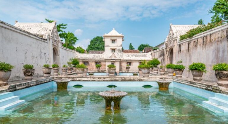 discover-the-hidden-gem-of-historical-places-in-yogyakarta-es-26