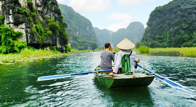 Ninh Binh: Excursión a Hoa Lu y Tam Coc en un Día