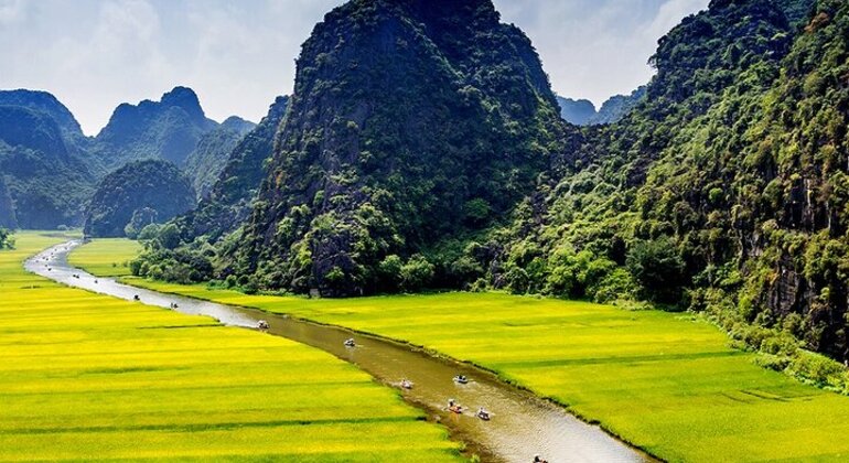 Ninh Binh: Full Day Tour in Hoa Lu, Trang An & Mua Cave - Ninh Binh ...