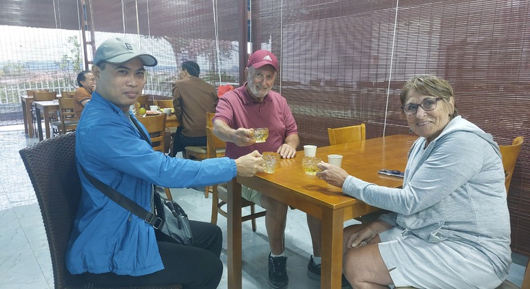 Excursión de un día a la bahía y ciudad de Halong