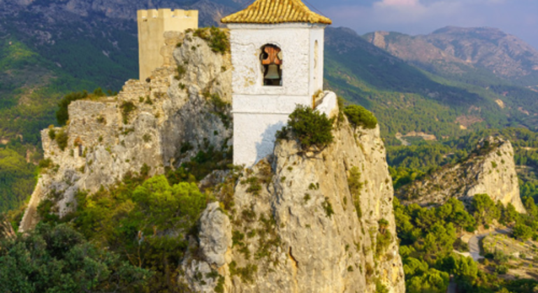 Passeio a pé gratuito por Guadalest, Spain