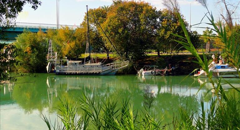 manavgat-boat-tour-from-alanya-visit-public-bazaar-waterfall-es-11