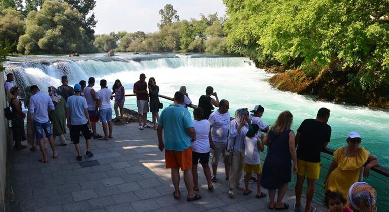 manavgat-boat-tour-from-alanya-visit-public-bazaar-waterfall-es-20