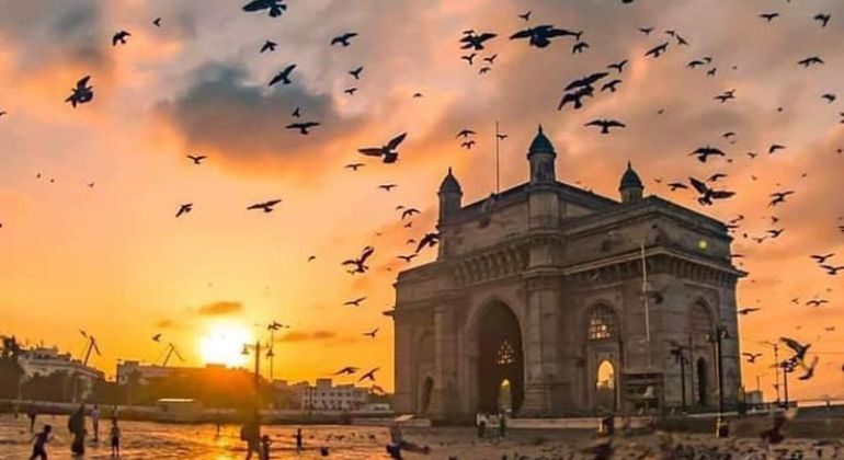 Mumbai Free Tour: Landmarks & Hidden Gems  Provided by Sanjay Pandey