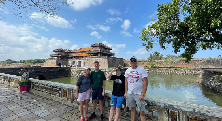 exploring-the-hue-imperial-city-en-5