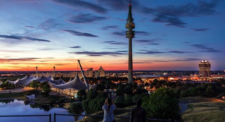 En voiture à travers Munich vers des lieux magnifiques Allemagne — #1