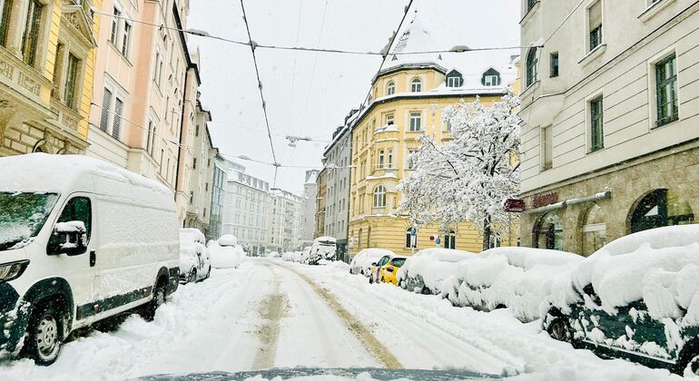 Driving through Munich: Magnificent Places Provided by Luis