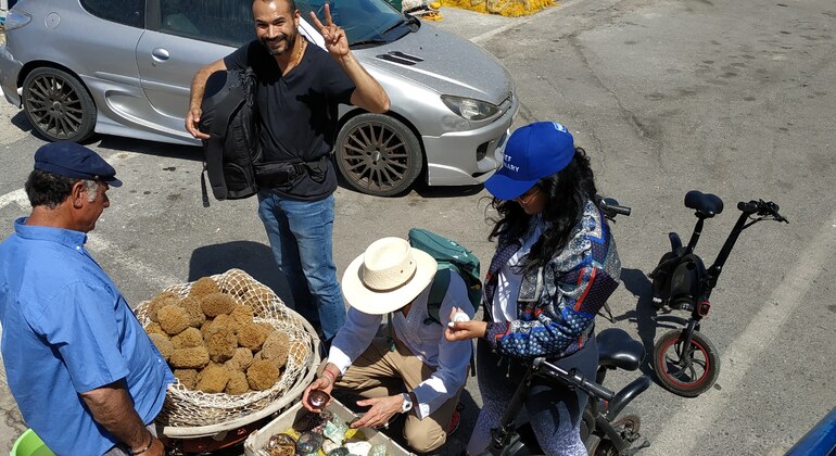 ecobike-food-tour-tasting-in-heraklion-en-1