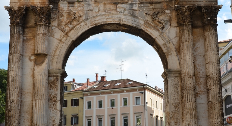 free-walking-tour-to-pula-with-a-local-guide-en-4