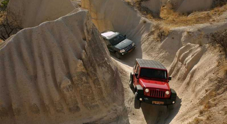 explore-cappadocia-on-jeep-en-1