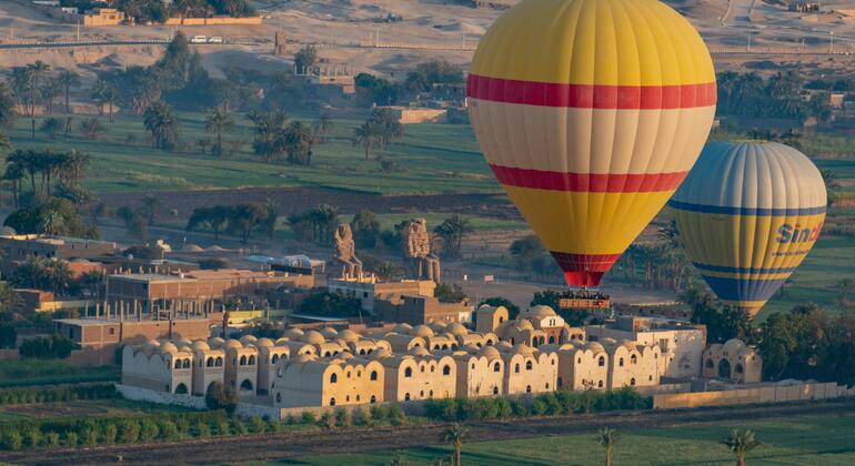 Tour privato guidato di Luxor di una giornata intera e mongolfiera