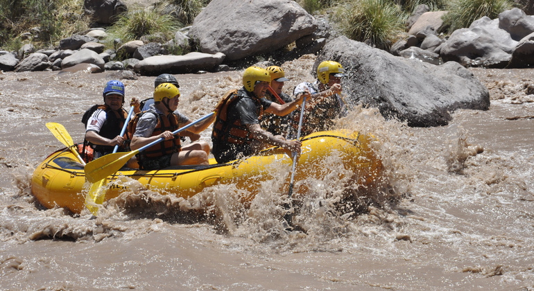 aventura-de-rafting-por-los-rapidos-del-rio-mendoza-en-5