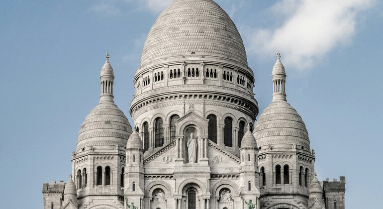 Free Tour in the Heart of Montmartre