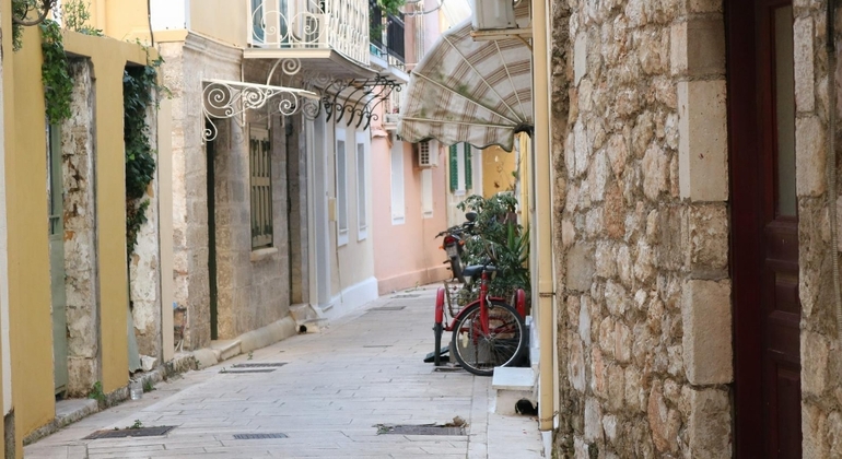 walking-tour-in-lefkas-town-es-1