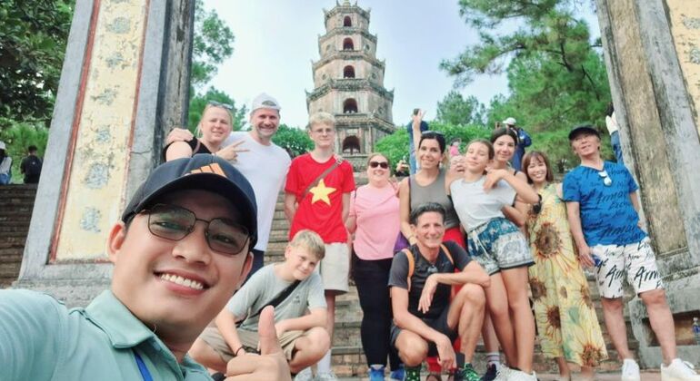 Desde Hoi An/Da Nang: Excursión en grupo a la Ciudad Imperial de Hue con almuerzo Operado por Chau