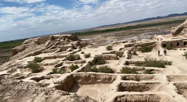 Recorrido por el Anillo de Oro de Khorezm