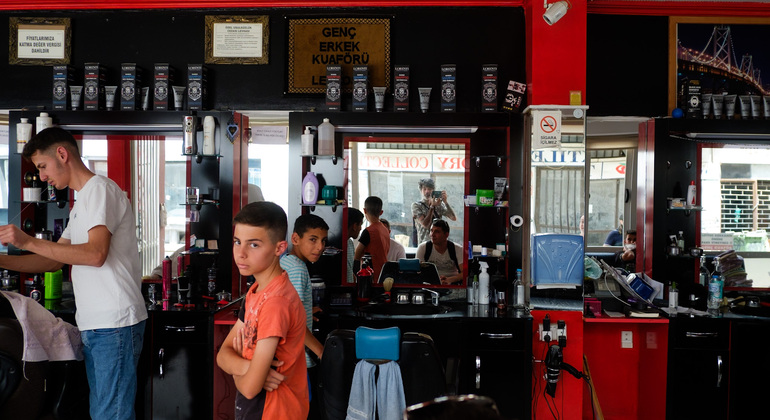 photo-walk-in-nicosia-within-the-venetian-walls-es-2