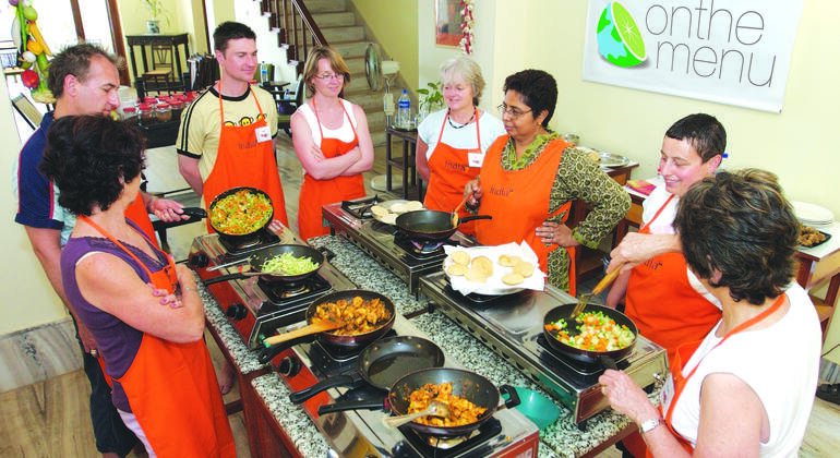 Taj Mahal Tour from Delhi & Authentic Indian Cooking Session Provided by Abhinav Dodia