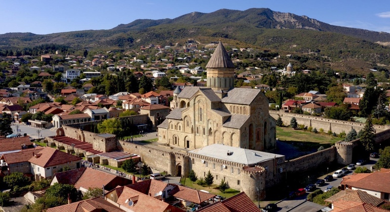 one-day-tour-to-uplistsikhe-borjomi-gori-mtskheta-es-9