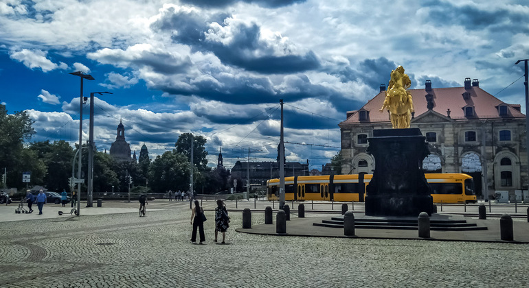 dresden-neustadt-from-history-to-hipster-by-walkative-en-4