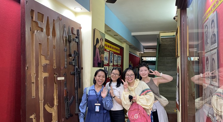 Ikonische Wahrzeichen und versteckte Juwelen von Saigon - Kostenlose Tour zu Fuß Bereitgestellt von Momo Travel