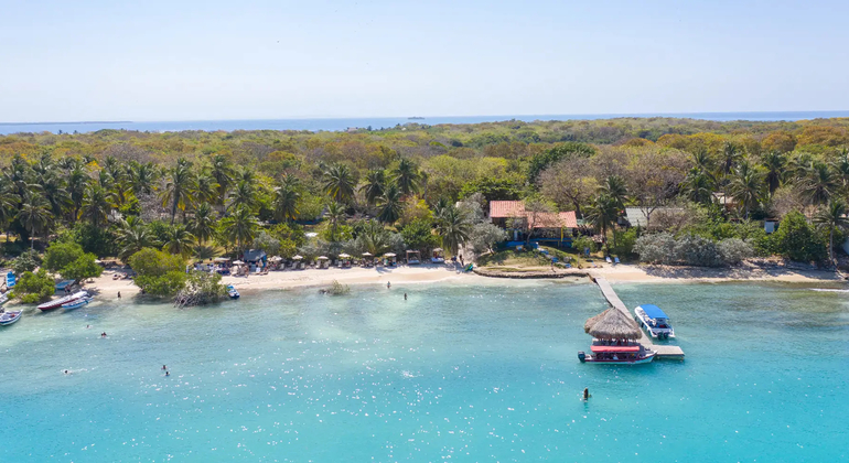 Descubra o paraíso das Ilhas do Rosário Organizado por Cocotera Beach