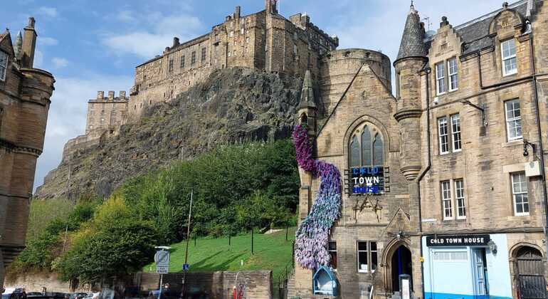 Edinburgh Old Town Free Tour (Full Tour) Provided by Edimburgo Tip Tours