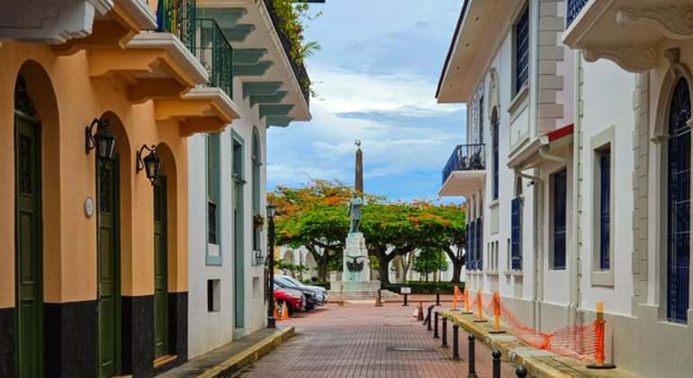 Walking Tour with The History of the Old Town of Panama City Provided by Class A Tours Pty