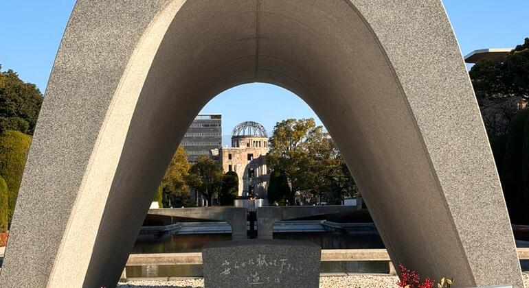Visita guiada gratuita à história de Hiroshima, Japan