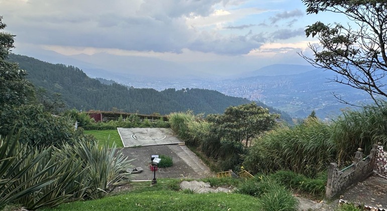 Medellín mit Reiseführer entdecken, Colombia