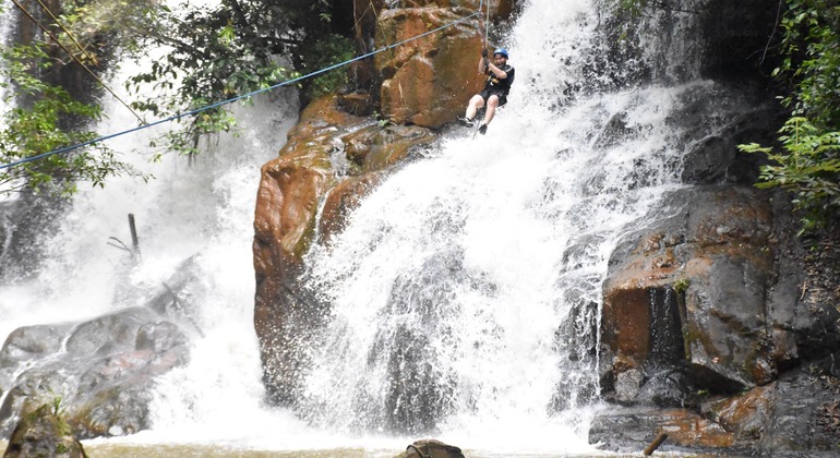 dalat-canyoning-adventure-es-1