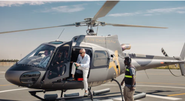 Dubai 17 Minutes Helicopter Luxury Tour