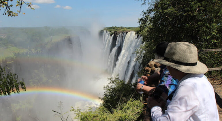 Guided Tour to the Victoria Falls Provided by Loma Tambara