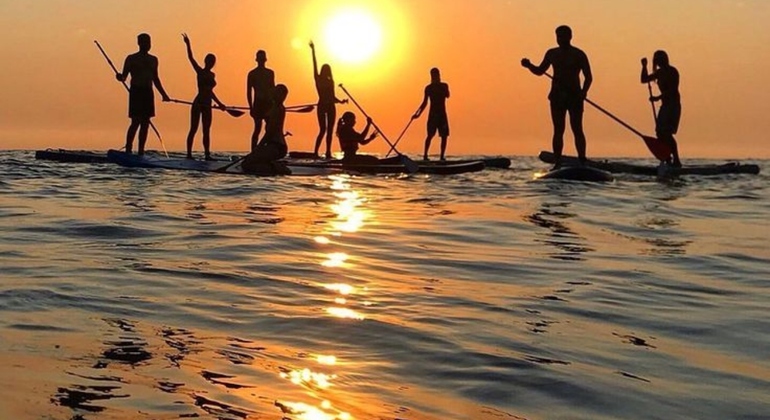 Barcelona: Sonnenaufgang & Sonnenuntergang Paddle Surf Erlebnis