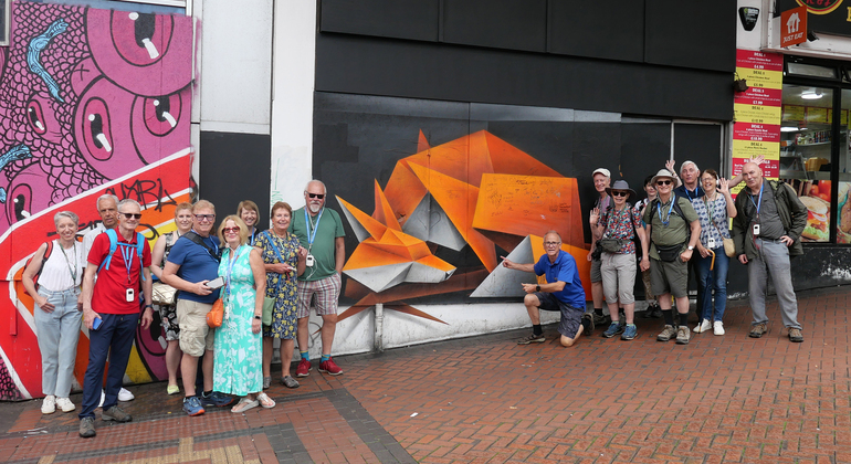 Arte pública de Birmingham Organizado por Positively Birmingham Walking Tours