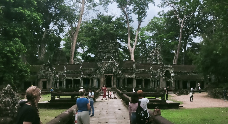 angkor-wat-sunrise-group-tour-en-8