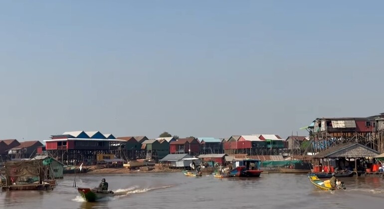 Puesta de sol en el Lago Gigante Camboya — #1