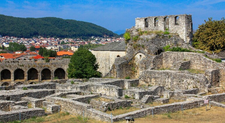 Piccolo tour nella città del castello Grecia — #1