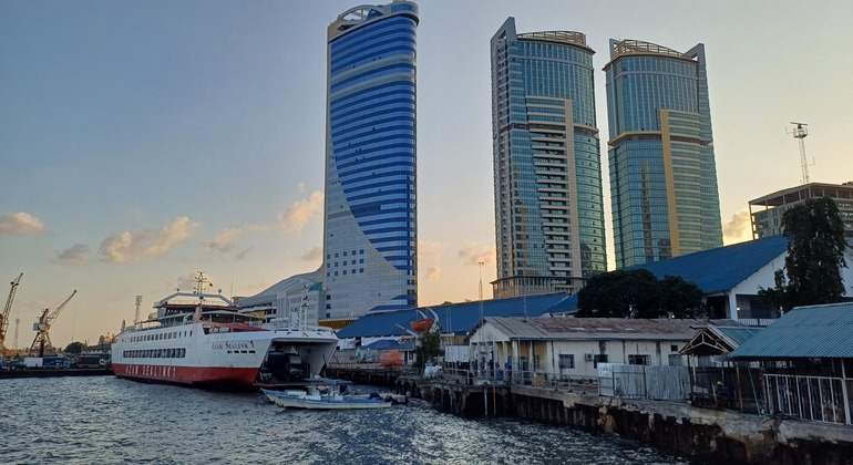 Découvrir Dar es Salaam de jour et de nuit