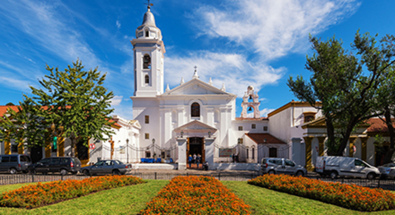 Recoleta: Paläste, Denkmäler und historische Avantgarde