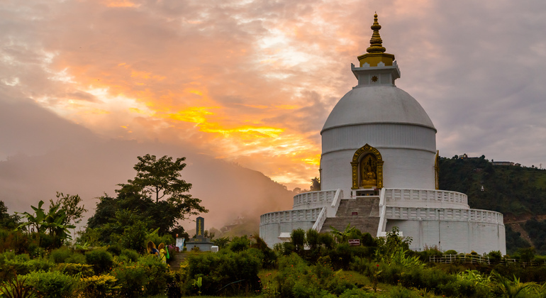 Pokhara: Passeio turístico de um dia de autocarro