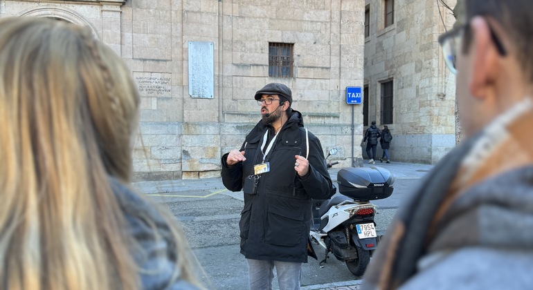 free-tour-de-las-leyendas-de-salamanca-en-3