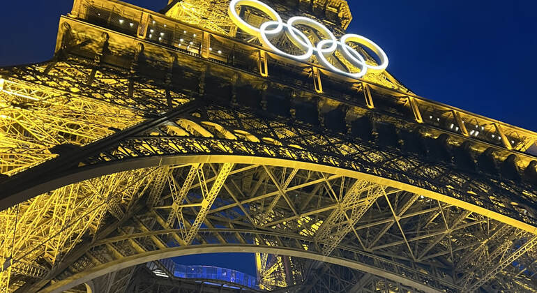 Visite à pied gratuite de la Tour Eiffel