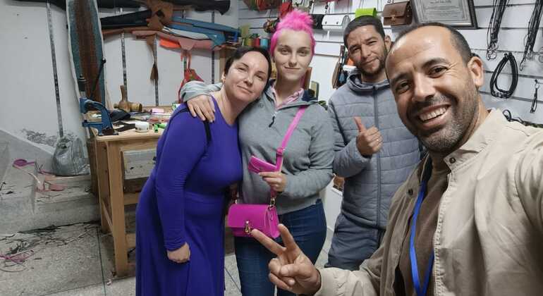 create-your-own-leather-souvenir-in-chefchaouen-en-1