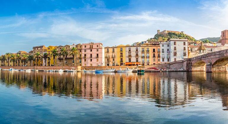 Tour a piedi gratuito nei dintorni di Bosa, Italy