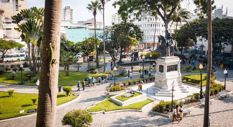 Parques e zonas ribeirinhas Malecón 2000 Equador — #1