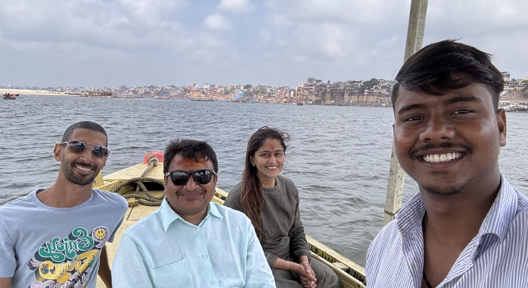 varanasi-sunrise-boat-tour-en-4