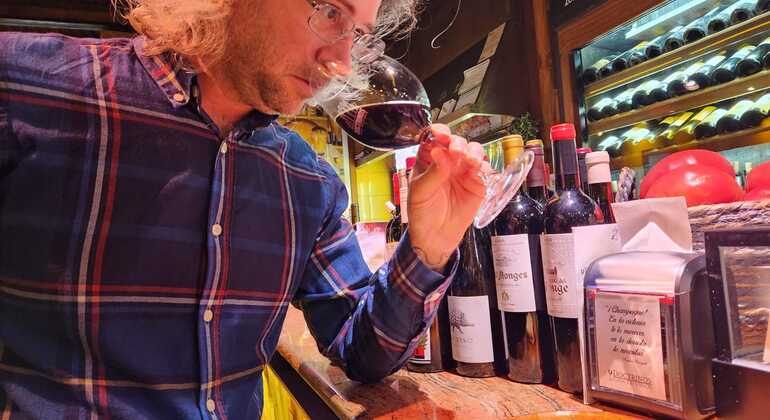 Experiência de vinhos e tapas em Salamanca Organizado por Derek Segebarth