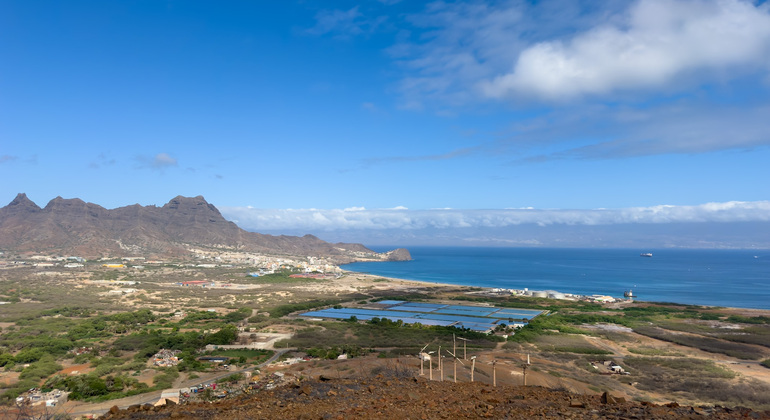 walk-to-the-most-beautiful-views-of-mindelo-en-10